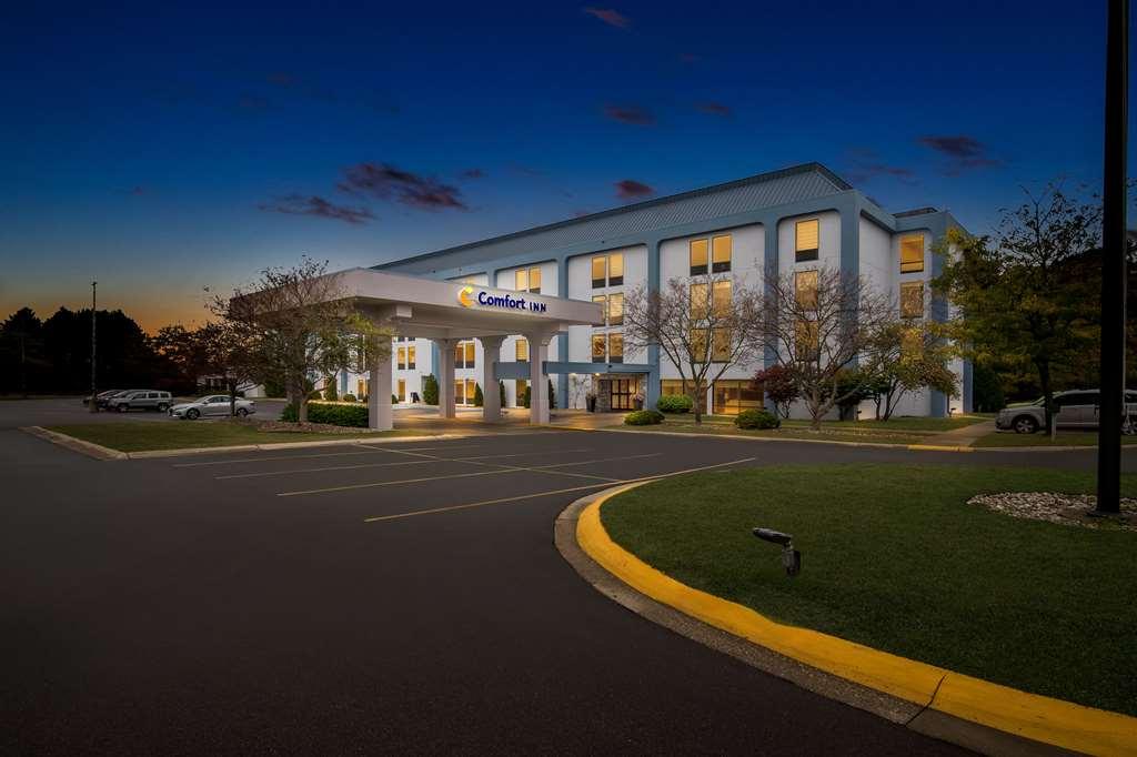 Comfort Inn Cadillac Exteriér fotografie