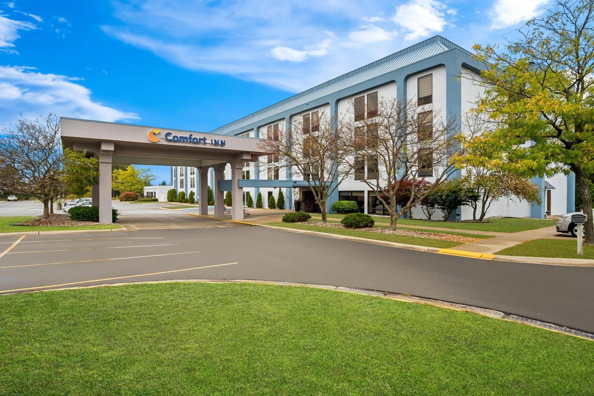 Comfort Inn Cadillac Exteriér fotografie